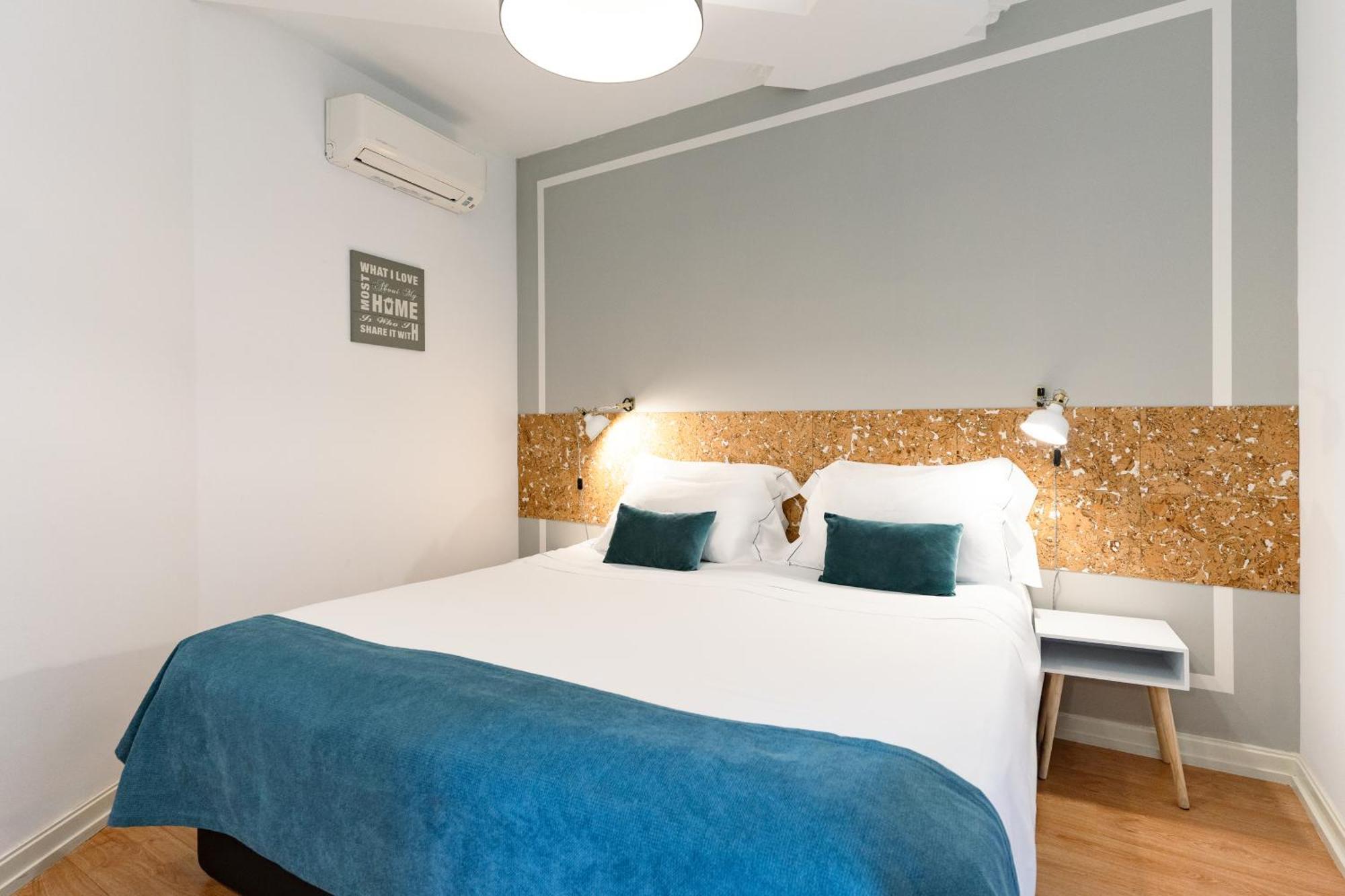Feel Porto Downtown Apartments & Studios Szoba fotó